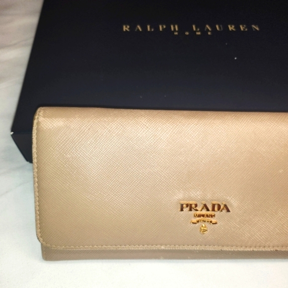 PRADA Grey Saffiano Leather Tessuto Bifold Long Wallet - Picture 3 of 16